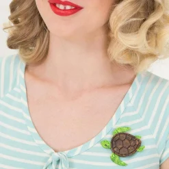 Michelle Sea Turtle Brooch
